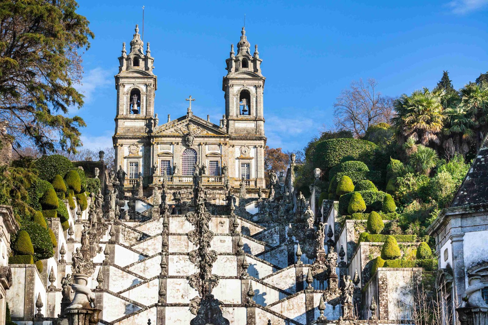 Conheça as 10 principais igrejas em Portugal! 7