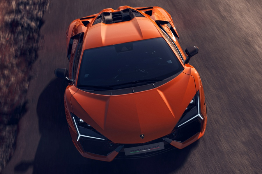 ระบบความปลอดภัยของรถยนต์ : Lamborghini REVUELTO