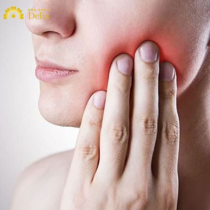 Chân răng bị sâu ảnh hưởng trầm trọng tới sinh hoạt và cuộc sống người bệnh