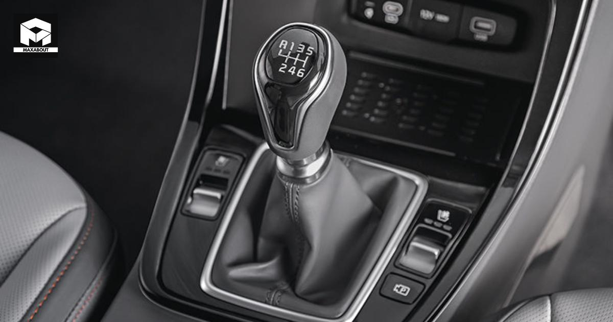 2024 Hyundai Creta: Variant-wise Features Breakdown - background