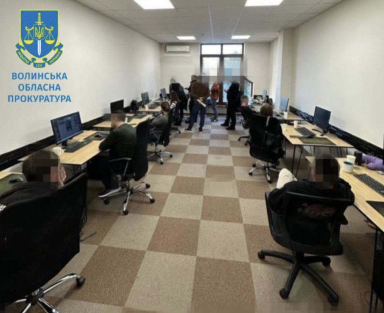 200 человек на Волыни работали в техподдержке российского нелегального онлайн-казино