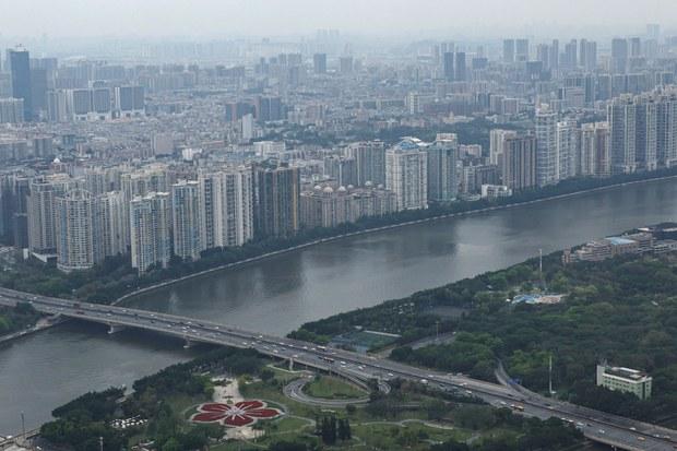 广东人事大地震   两人调京多人落马