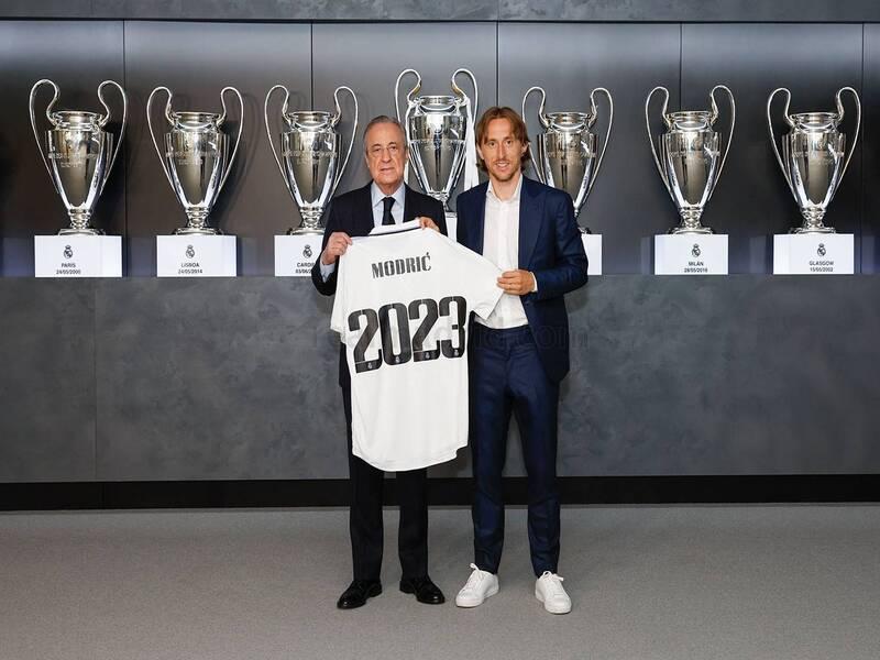 Modric bày tỏ muốn gắn bó với Real Madrid
