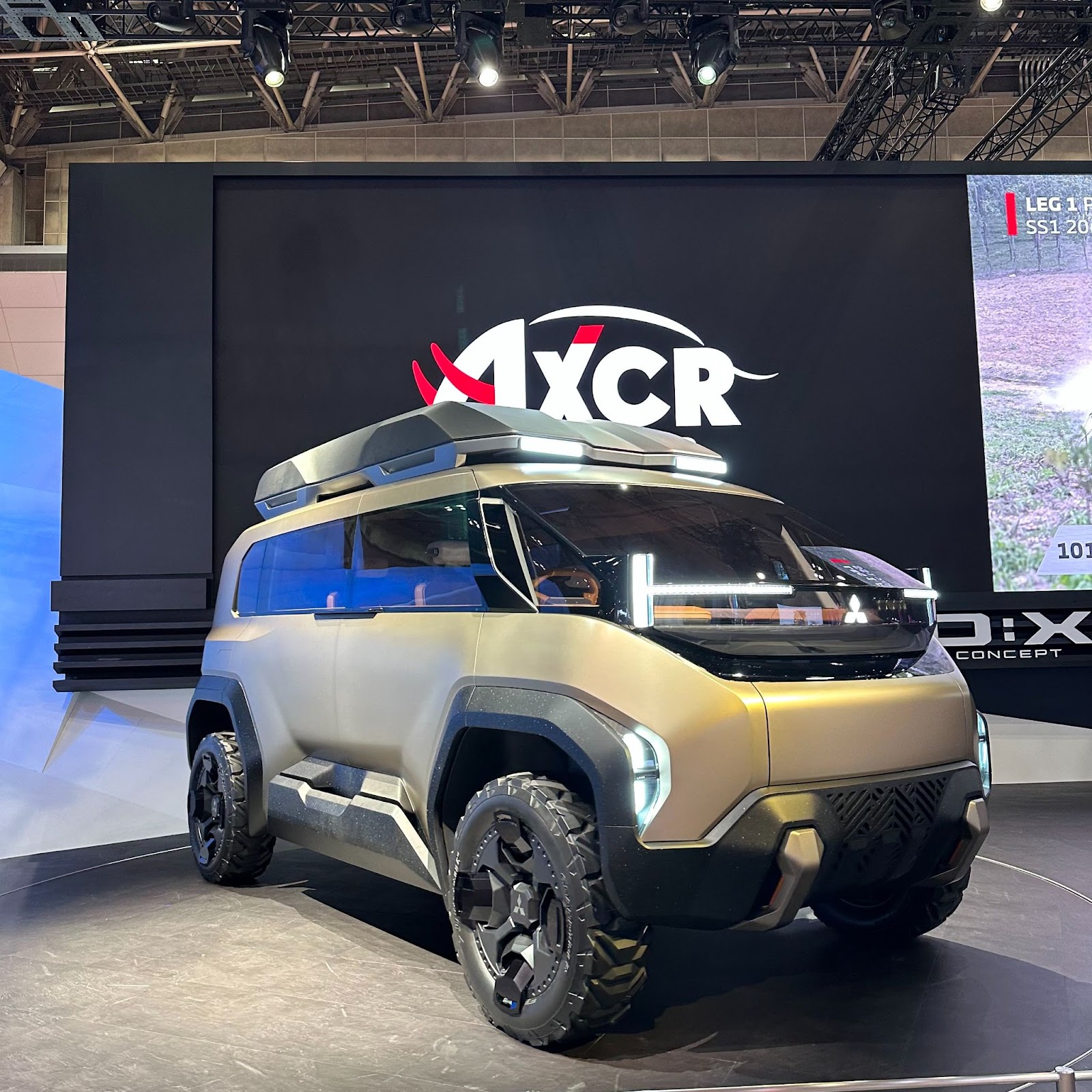 Mitsubishi D:X Concept