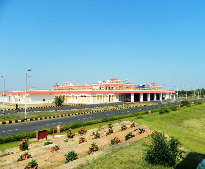 bhuj airport