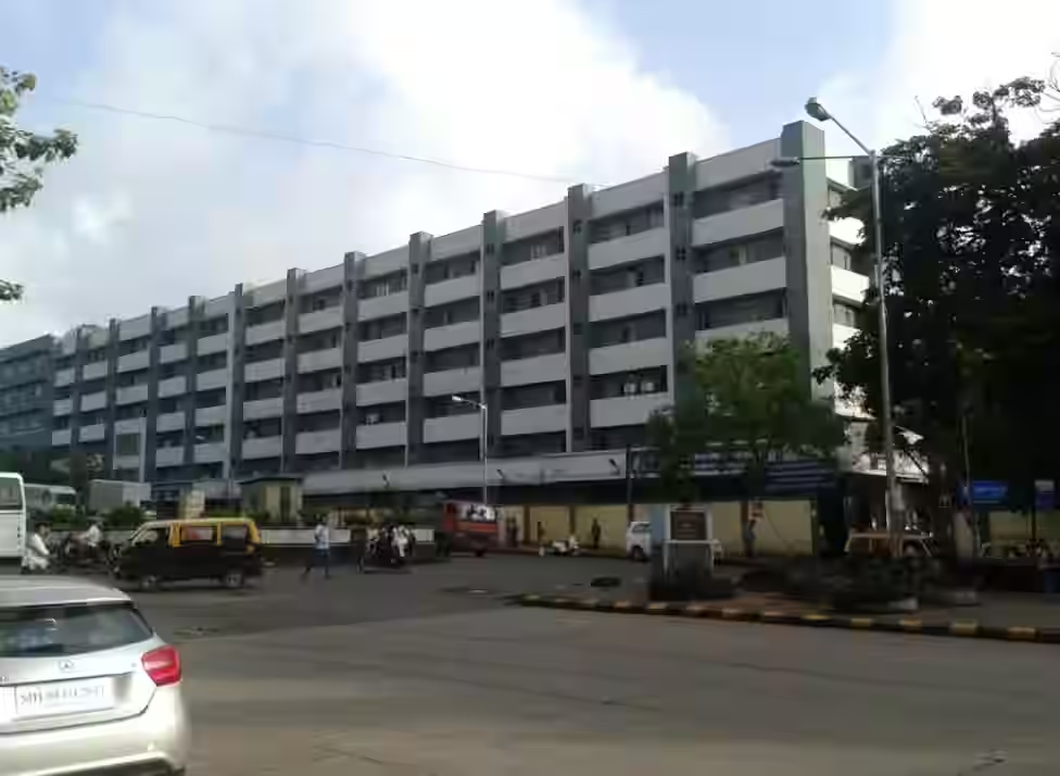 Lokmanya Tilak Municipal General Hospital 