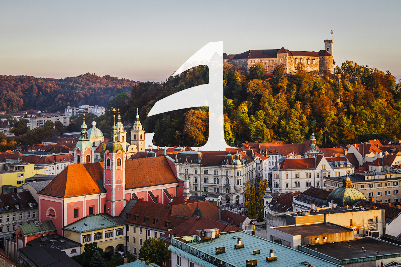 Panorama grada Ljubljane s dvorcem na vrhu brda. Arbonin logo smješten je u sredini grada