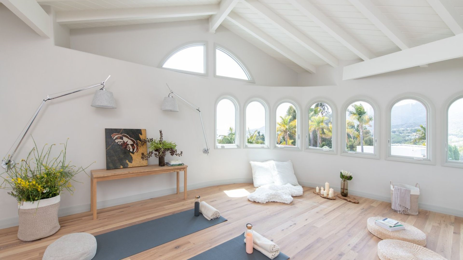 Comfortable furnishings within wellness residences
