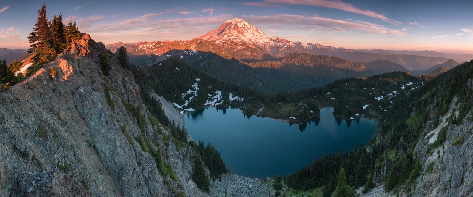 mount rainier scene