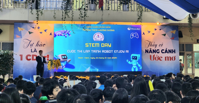 Stem day cuộc thi lập trình Robot Enjoy Ai