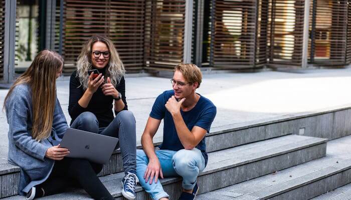 Etudiants à l'université