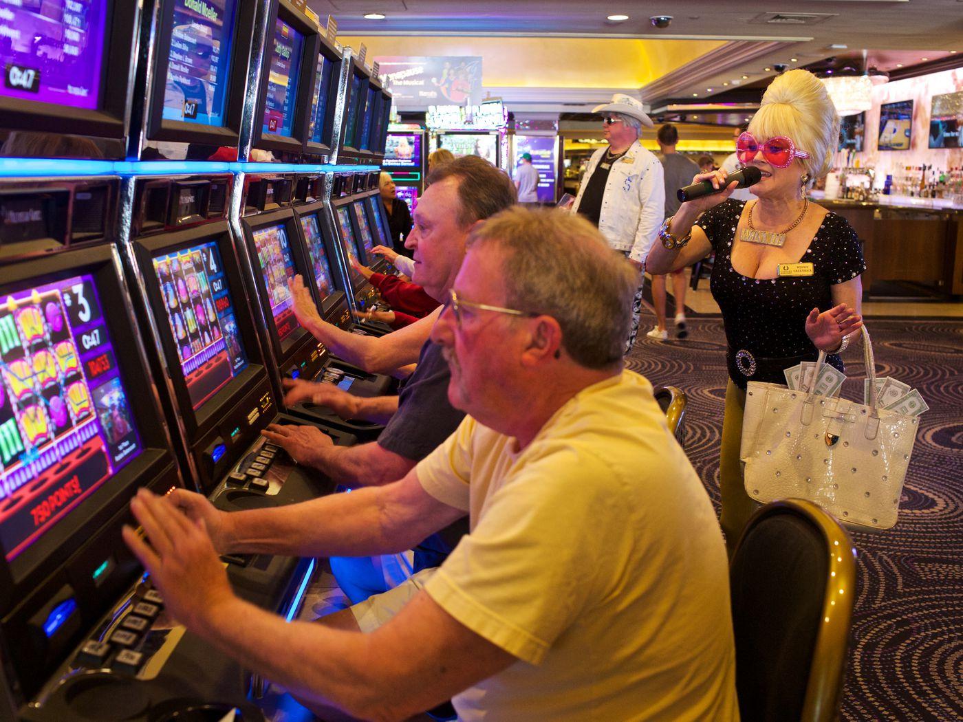 Slot machines perfected addictive gaming. Now, tech wants their tricks - The Verge