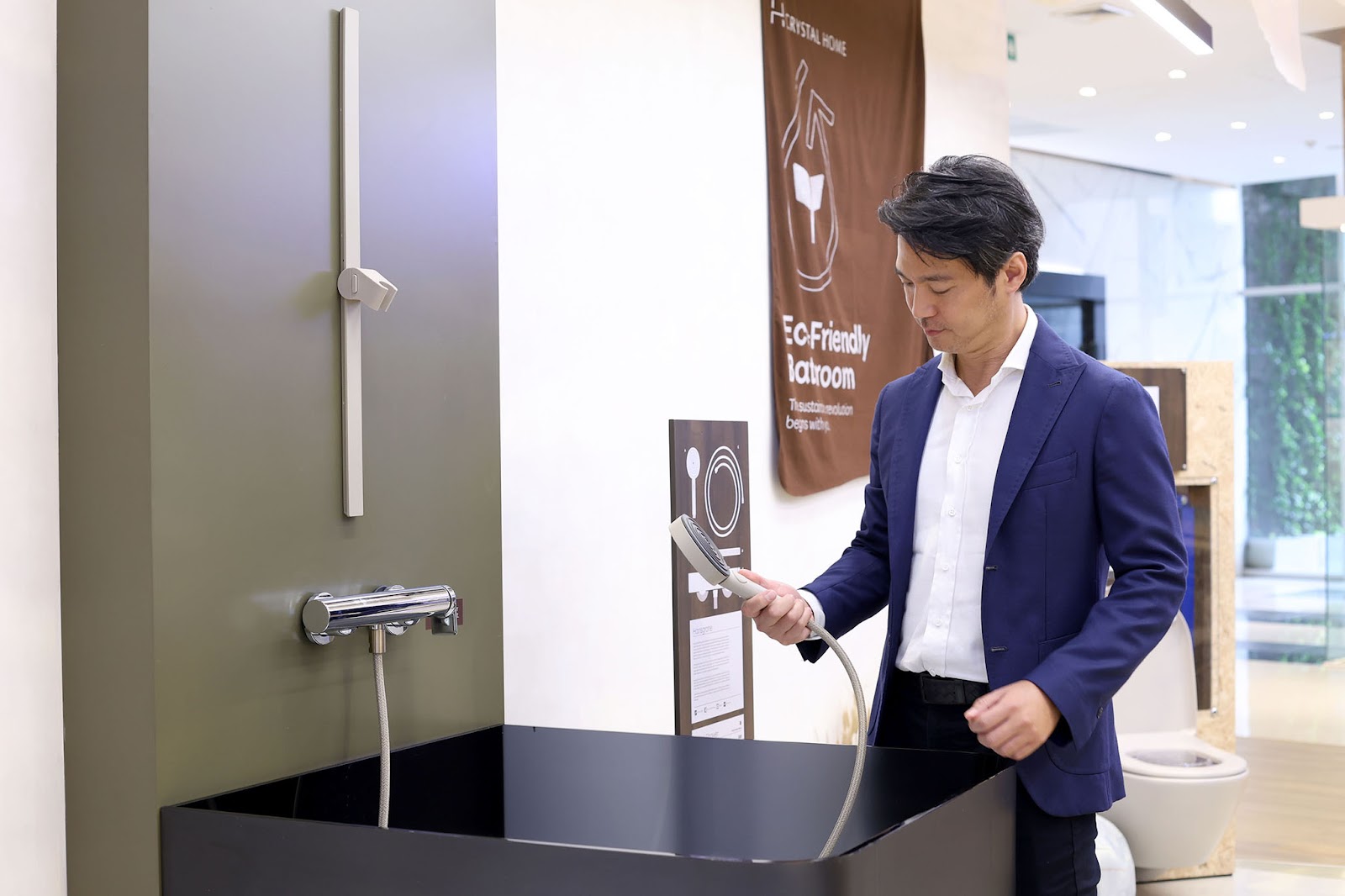 นิทรรศการ ‘Eco-Friendly Bathroom : The Sustainable Revolution Begins with You’
