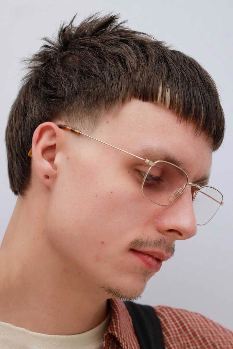 Picture of a guy wearing the iconic haircut