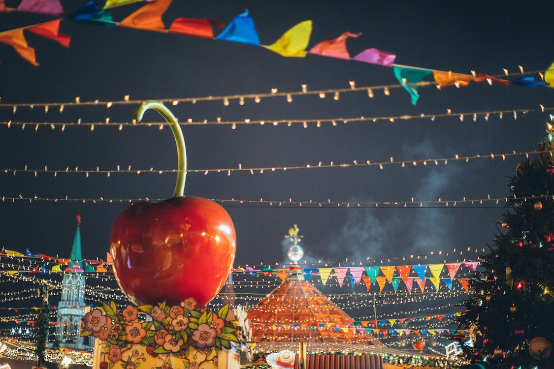 tradisi unik tahun baru Skotlandia Hogmanay