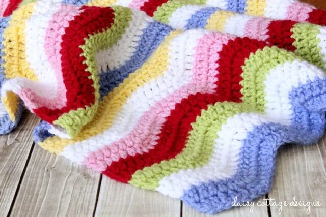 Simple and easy Crochet rainbow blanket patterns