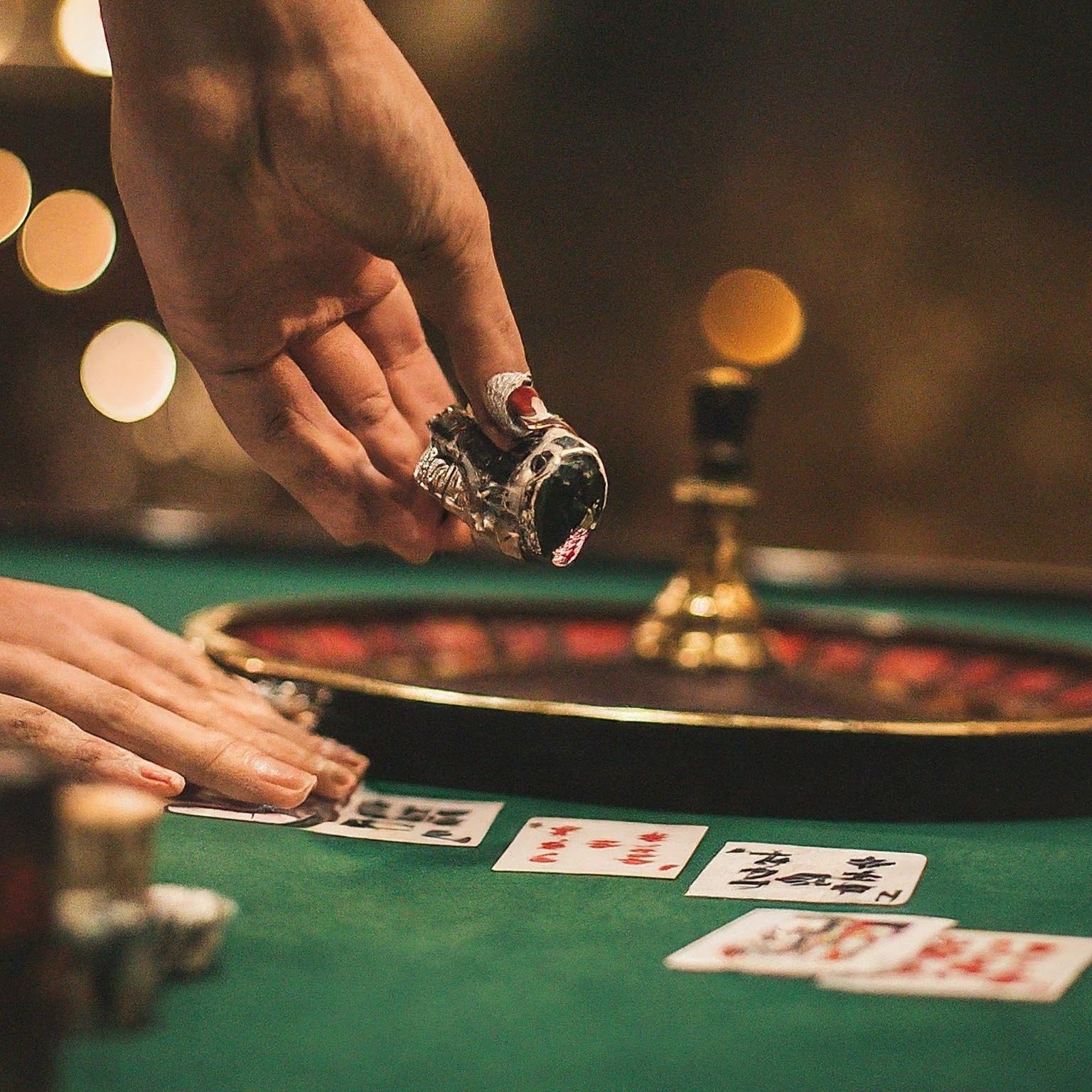 Poker on the Internet: is it real to win?