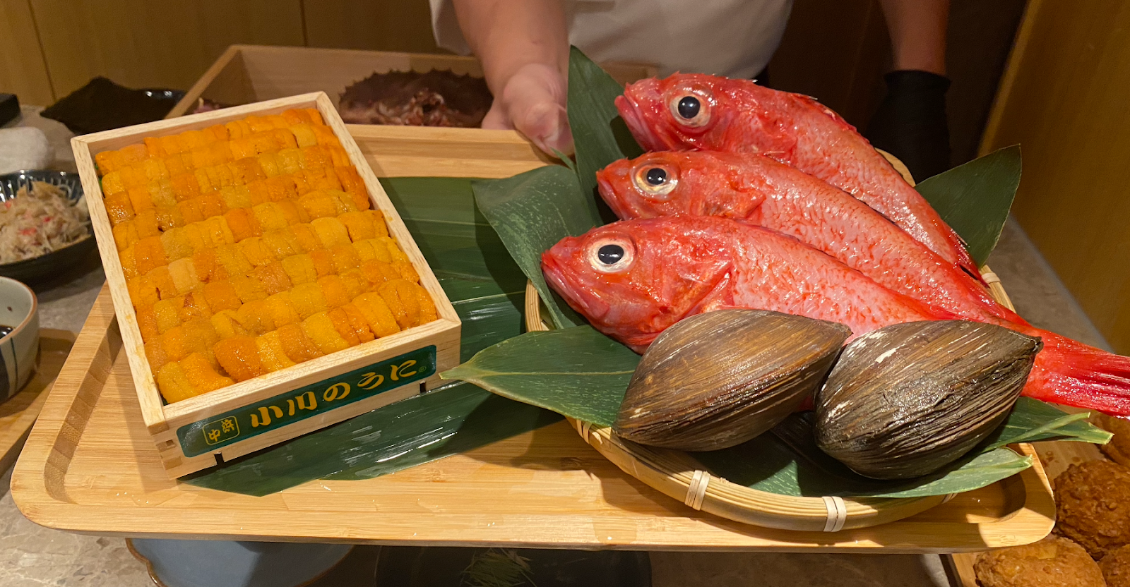 圖：初魚鐵板燒/現場新鮮食材