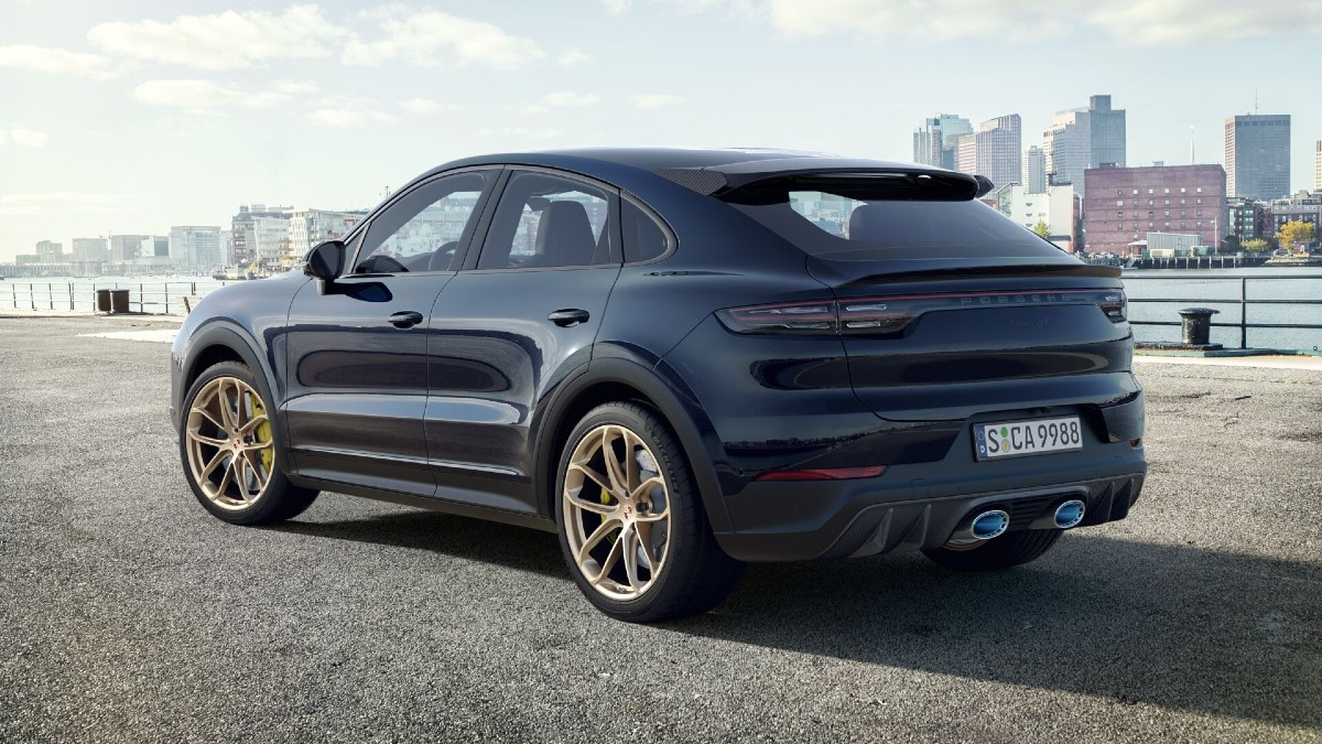 Porsche Cayenne, um dos mais populares carros de luxo no país