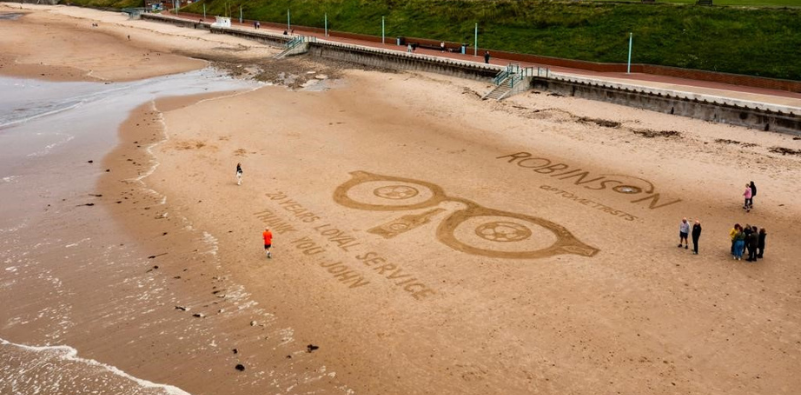 Soul 2 Sand art for Robinsons Optometrists, Opticians in Whitley Bay