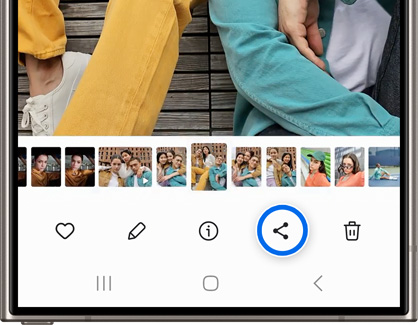 Share icon highlighted in the Gallery app