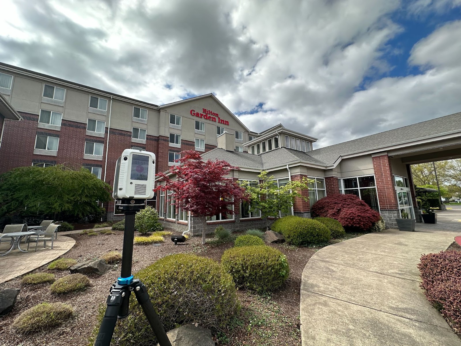 On-site scanning of the exterior utilizing the Leica RTC360