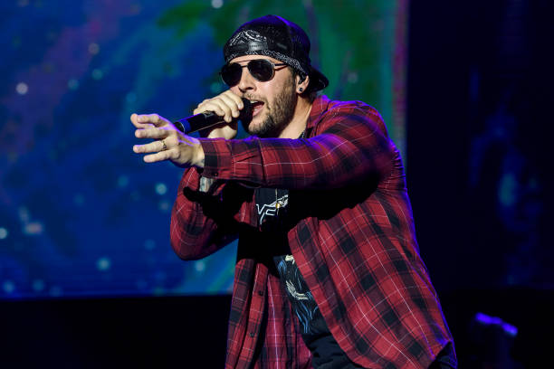 Penampilan M. Shadows di acara Download Festival 2018