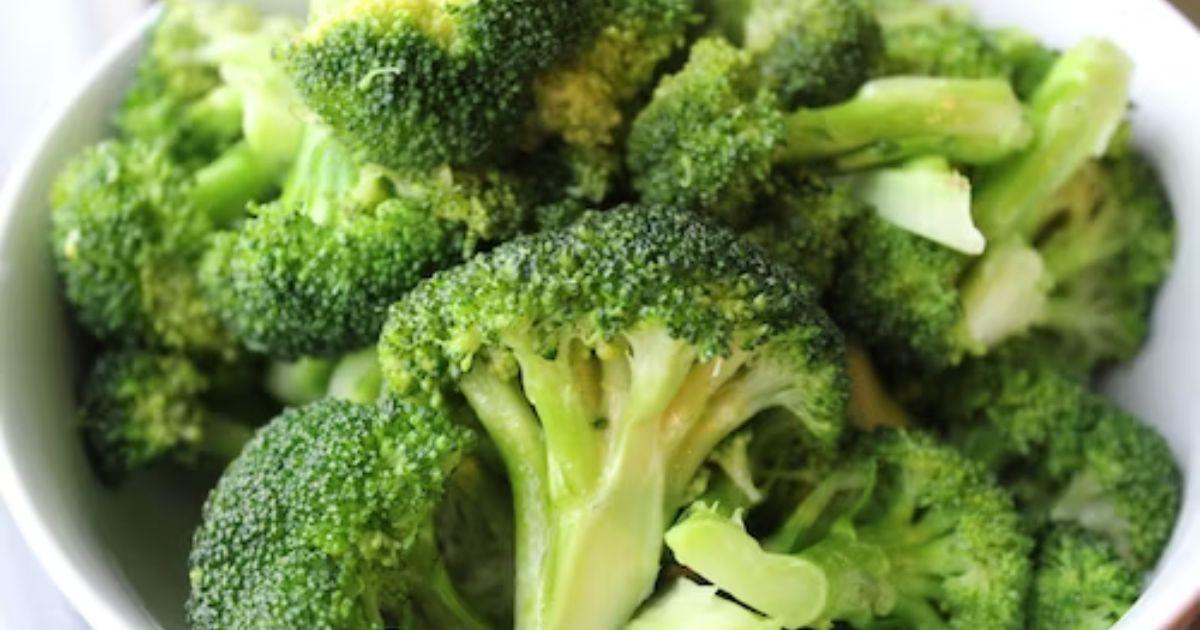  Broccoli is one of super vegetable for reducing turmour development and cancer cells