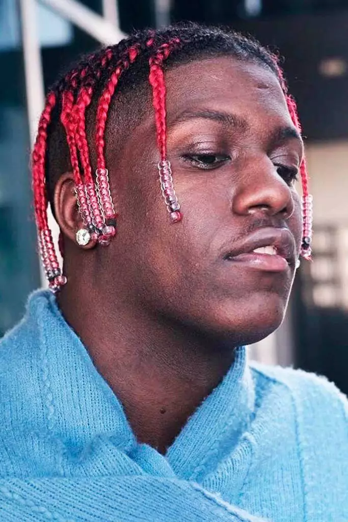 Lil Yatchty shows off his colorful pop smoke braids