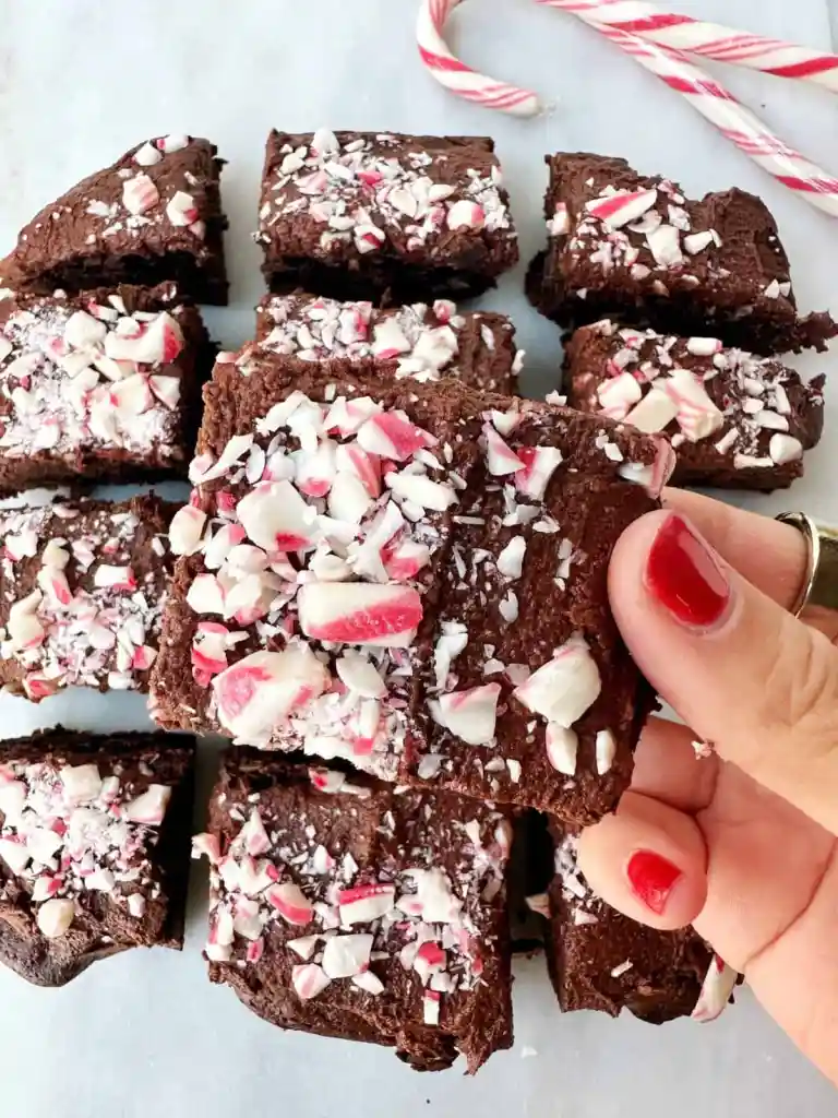 31 Candy Cane Desserts: Sweet Treats for the Holidays