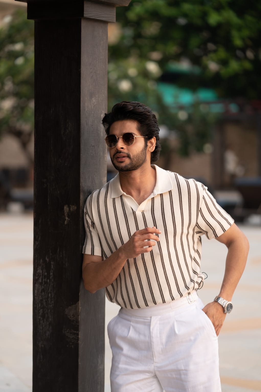 Abhimanyu Dassani in Golden Rays Polarized Round Sunglasses