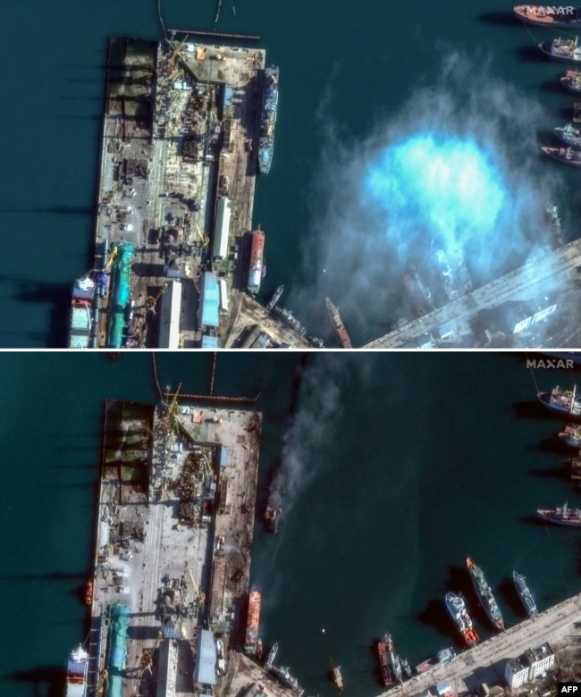 Комбінація супутникових знімків Maxar Technologies порту в окупованій Росією Феодосії: фото від 5 грудня 2023 року (вгорі) та 26 грудня 2023 року (внизу), показує десантний корабель «Новочеркаськ» і те, що від нього залишилося