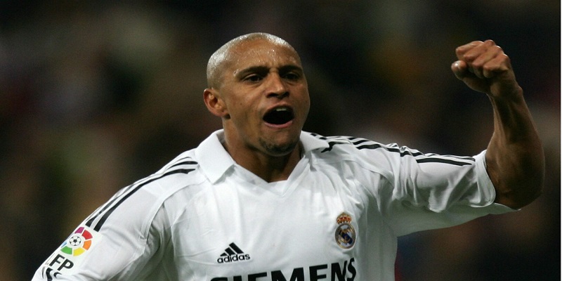 Roberto Carlos - Đại sứ thương hiệu cá cược hàng đầu châu Á - Roberto Carlos không còn là cái tên xa lạ đối với giới đam mê đá banh và cá cược thể thao bóng đá, đã hợp tác cùng OKVIP để tạo thành một đế chế cá cược đỉnh cao. ()