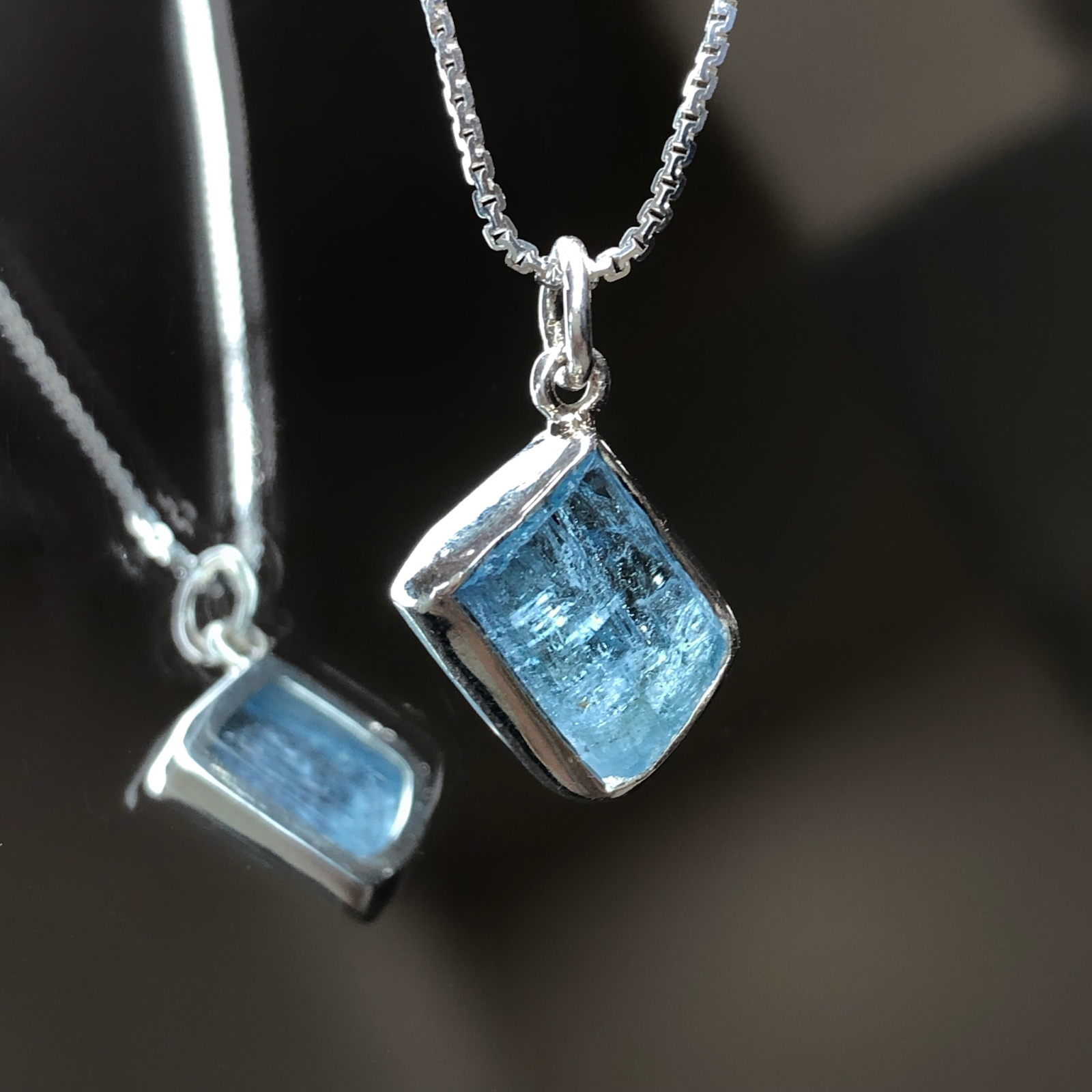 Giá của đá Aquamarine