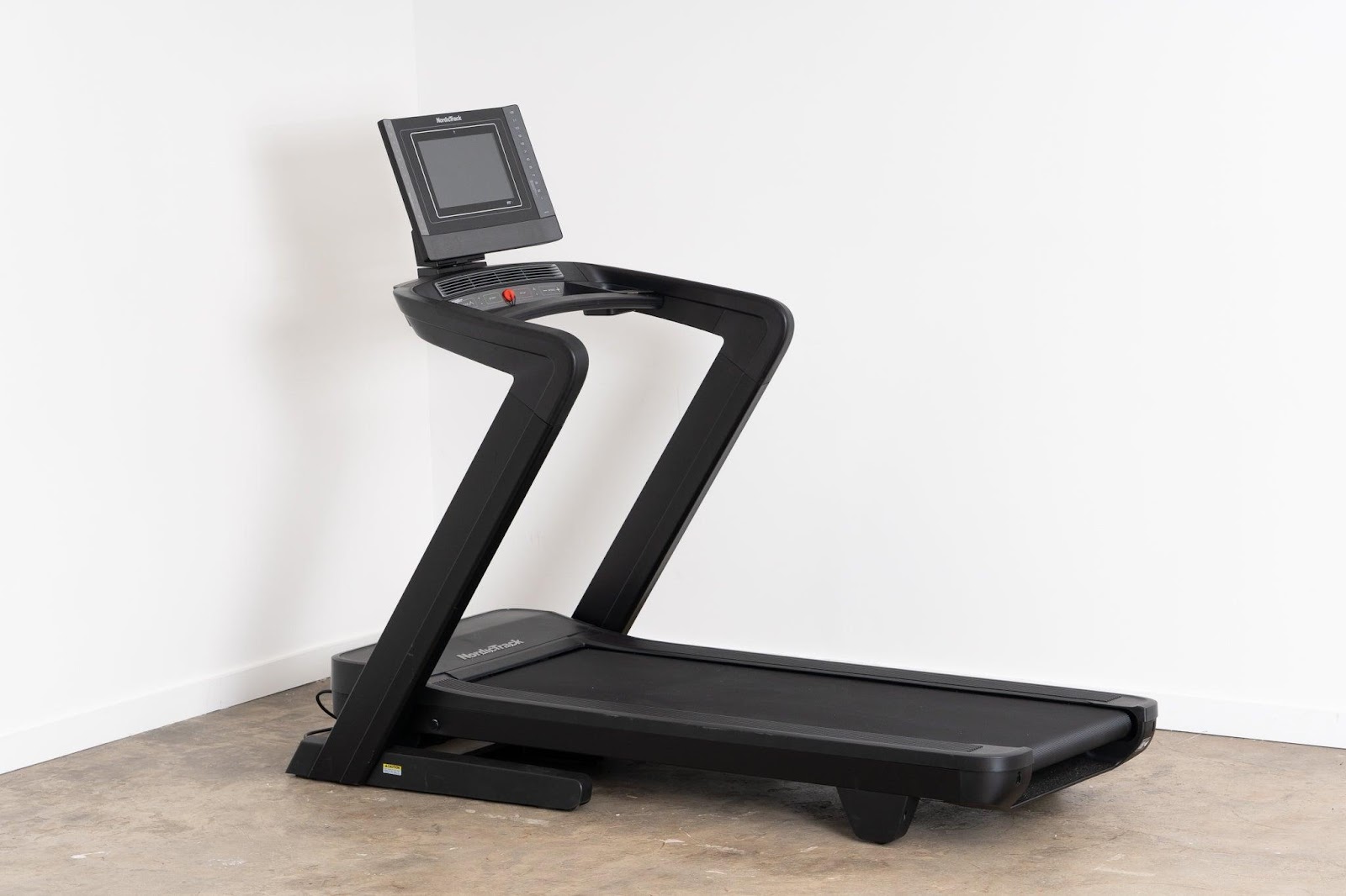 The 4 Best Treadmills of 2023 | Reviews by Wirecutter