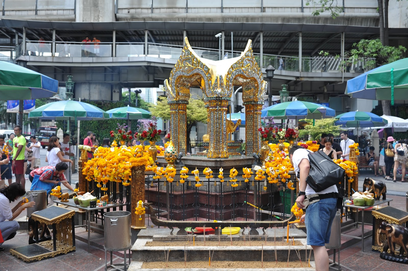 Miếu tứ diện Phật tại Bangkok, Thái Lan