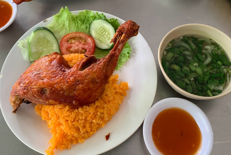 【Da Nang Travel】Vietnamese food isn't just Pho! Introducing specialties from Da Nang and Hoi An.