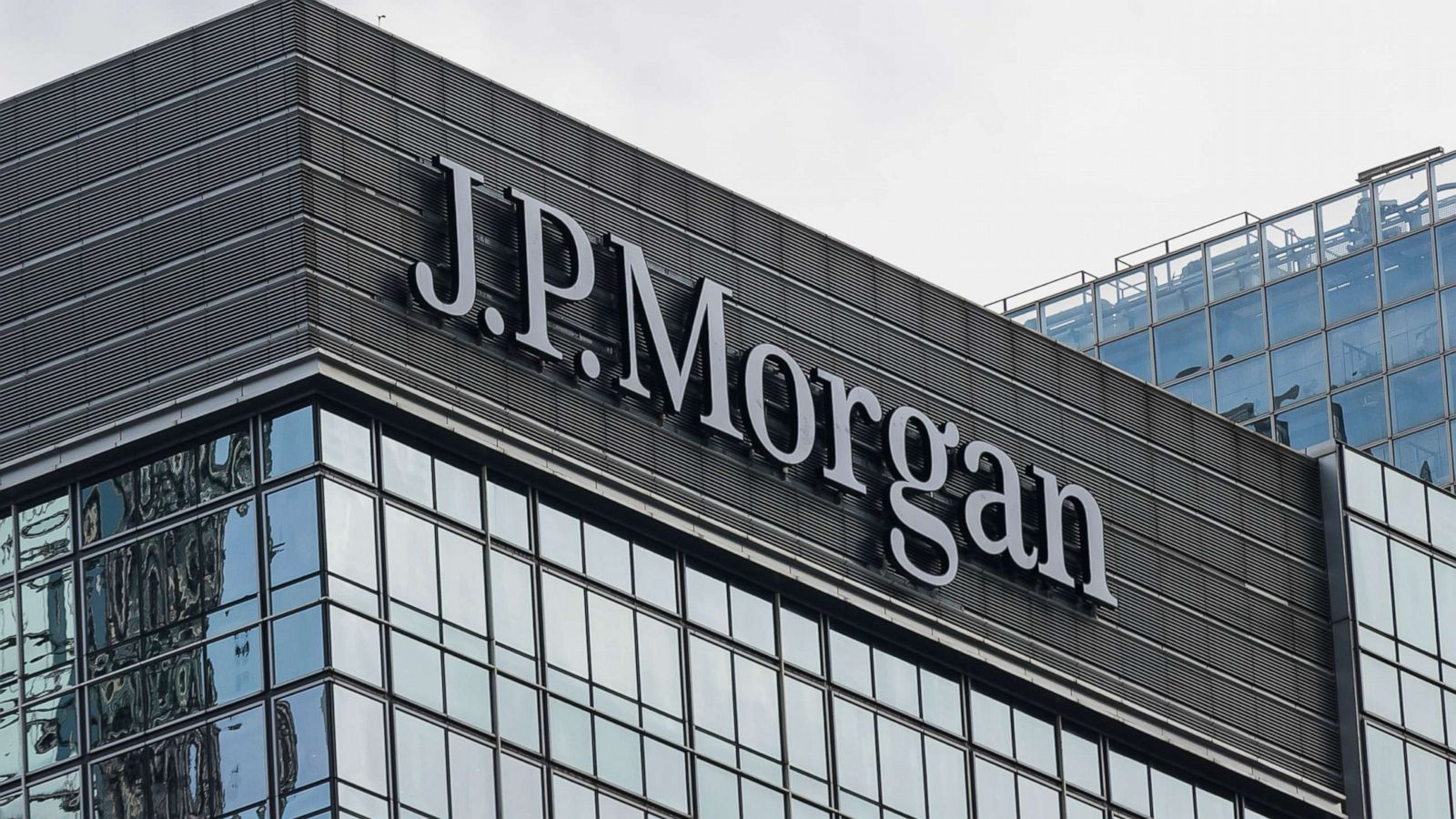 Tổ chức tài chính hàng đầu tại Mỹ JPMorgan chia cổ tức quý I/2024
