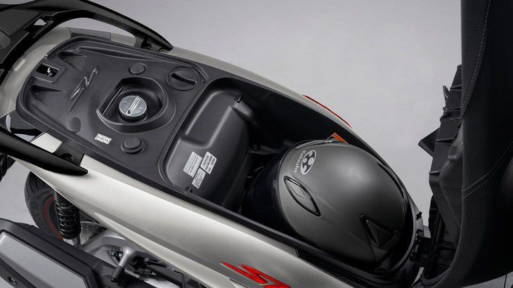 Giá xe Honda SH 350i 2024 mới nhất và thông tin màu sắc, phiên bản, TSKT (T03/2024) 2LwyL1HtWbTZ6F8_UROQzfZUZ-cHviocGHJvH5BNuxRsHWX2OkZvt9lrKRPl3jlisiCCY00T6p4btxPMUDi6uAXy1Y4wtHaZBmzhLskw7BK9DZ5bEF8ua4Gtv98ZqIBaBHRCwoheMPEkB4ve4fAVf78