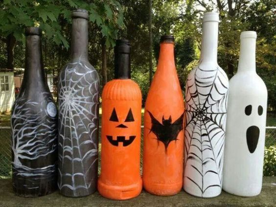 Spooky DIY Halloween Wine Bottle Crafts