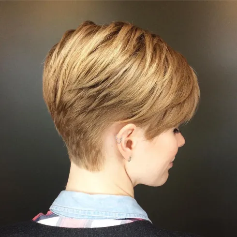 Layered Strawberry Blonde Pixie Pixie Haircuts For Thick hair