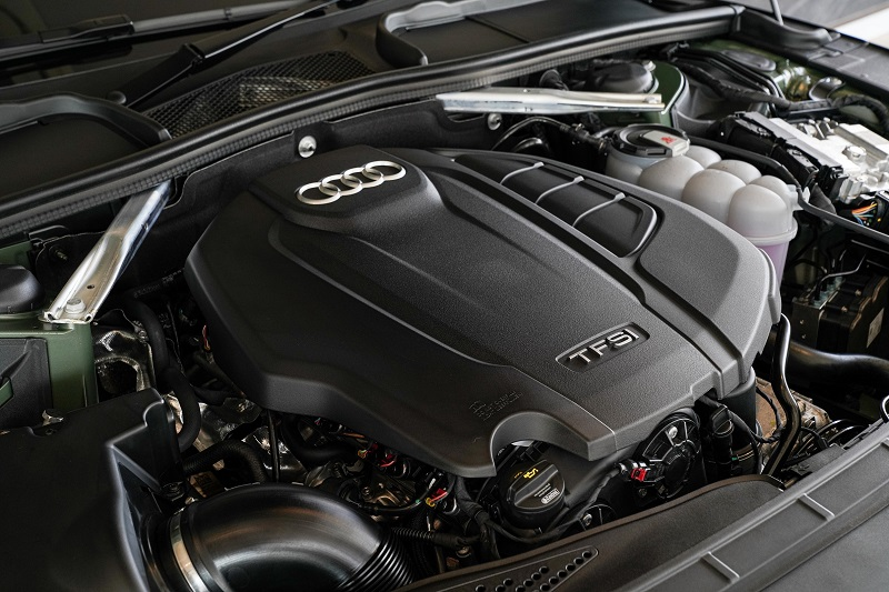 เครื่องยนต์รถยนต์ : New Audi A5 Sportback 45 TFSI quattro S line Black Edition