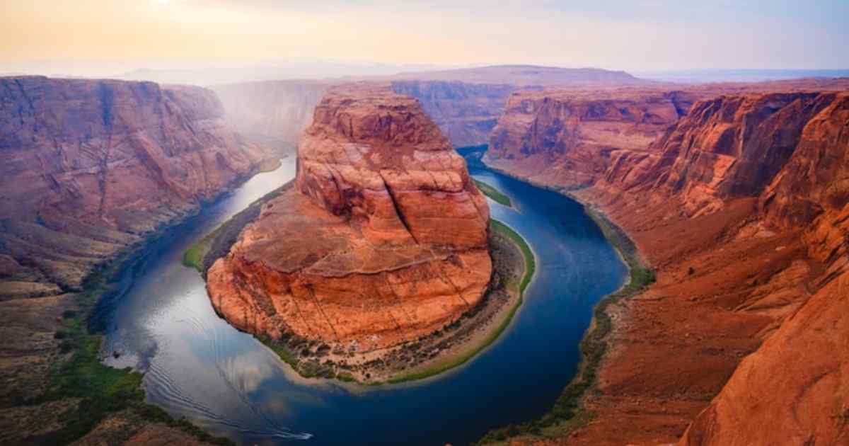  The Grand Canyon: Geological Marvel in Arizona, USA + Discovering the Top 10 Natural Wonders of the World