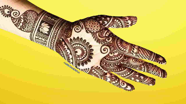 Front Side stylish mehndi design