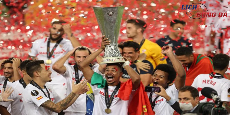 CLB bóng đá Sevilla ăn mừng chức vô địch Europa League lần thứ 6 năm 2020