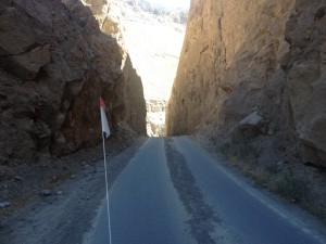 The desert canyon on my way to Chuquicara