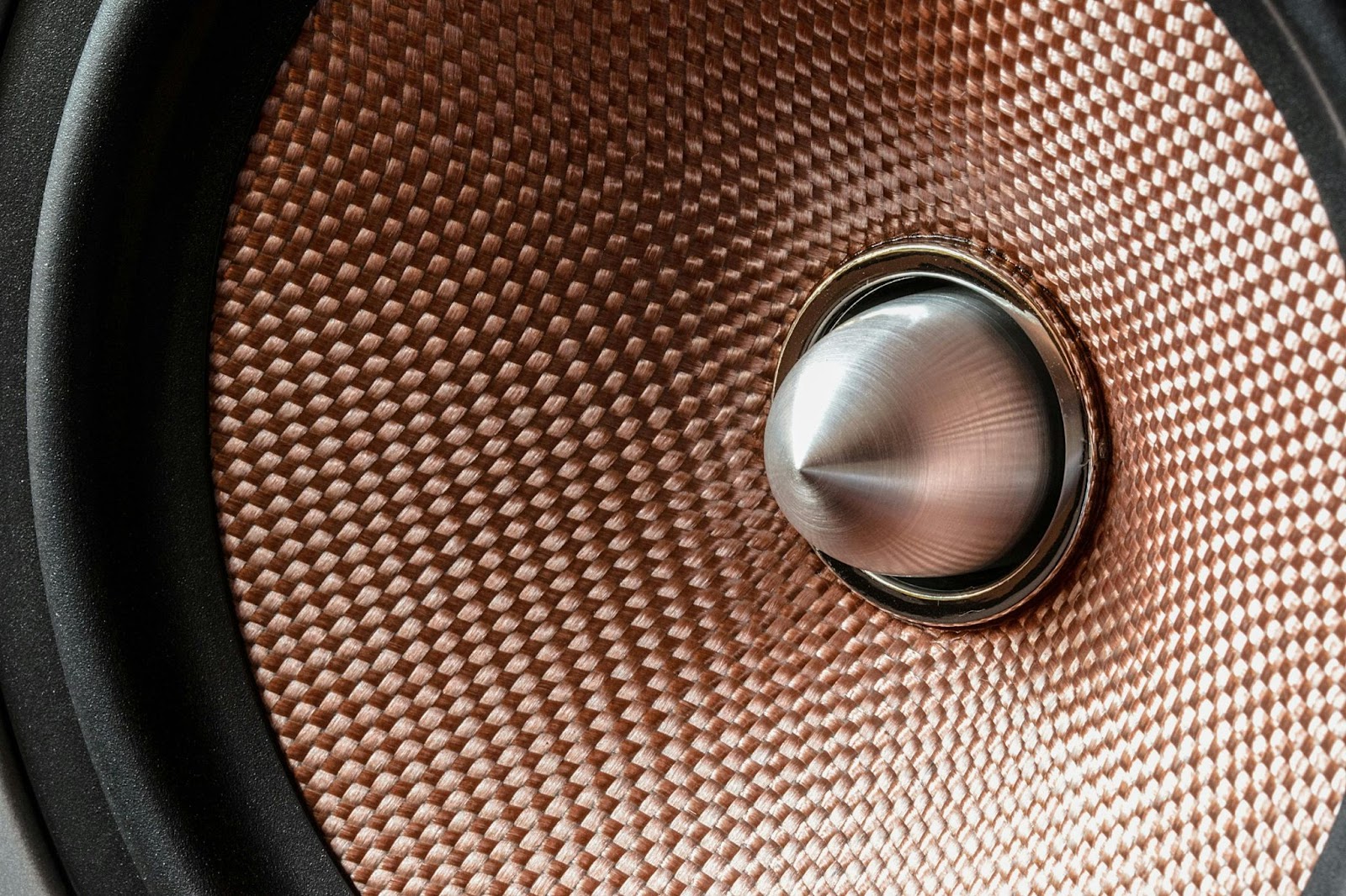 Design and Technology of SVS and Klipsch