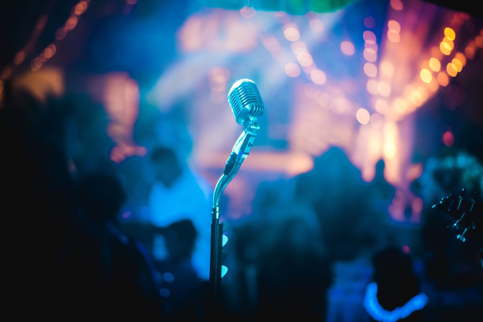 Unde poți vedea programul de concerte Sala Palatului?