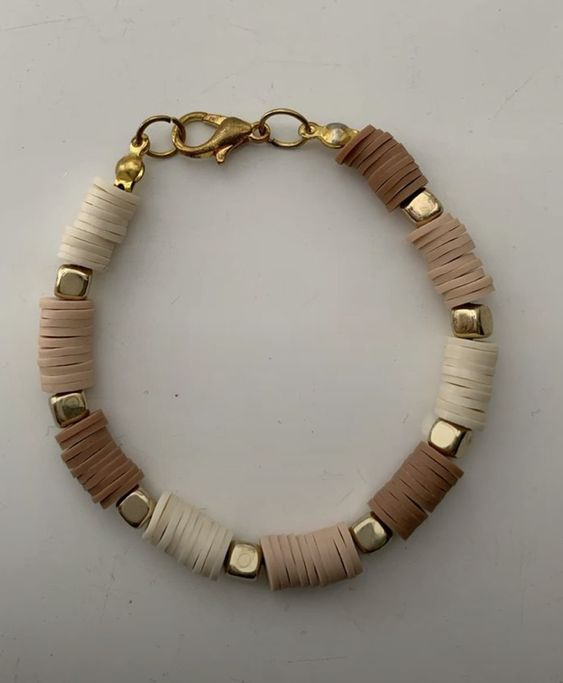 Clay bead bracelet ideas: Picture showing a stunning bead
