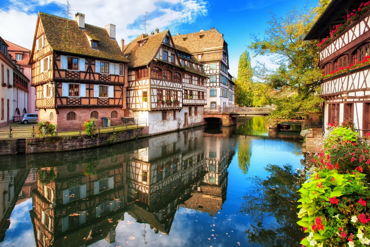 Urban Elegance City Travel Lodgings